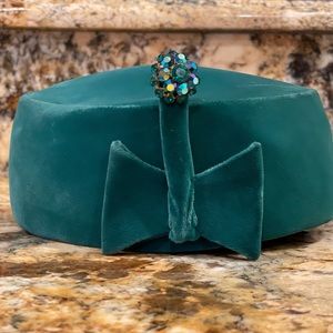 Elegant Teal Velvet Women's Hat